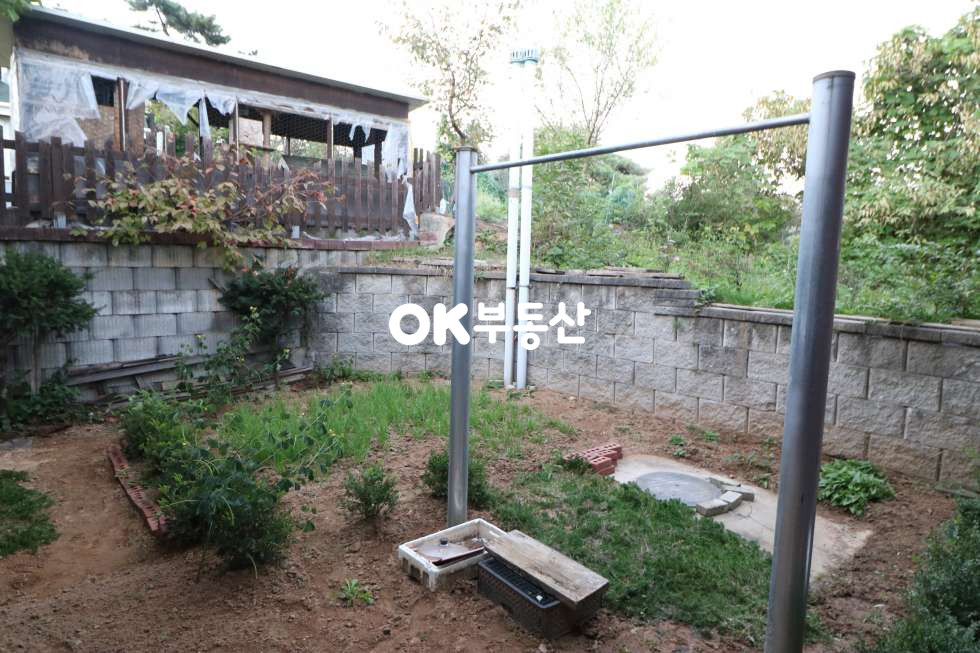 충남 천안서북구 부대동 천안저원주택대지:207평(도로:23평) 건물:55평(59800만원)매매합니다 매매 매물번호 10780 사진 10