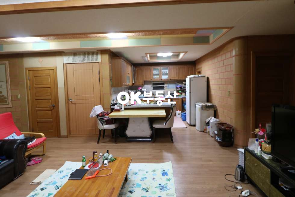 충남 천안서북구 부대동 천안저원주택대지:207평(도로:23평) 건물:55평(59800만원)매매합니다 매매 매물번호 10780 사진 15