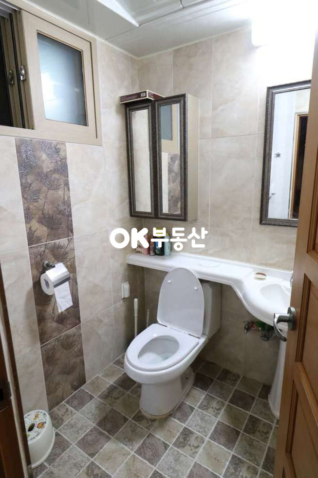 충남 천안서북구 부대동 천안저원주택대지:207평(도로:23평) 건물:55평(59800만원)매매합니다 매매 매물번호 10780 사진 19