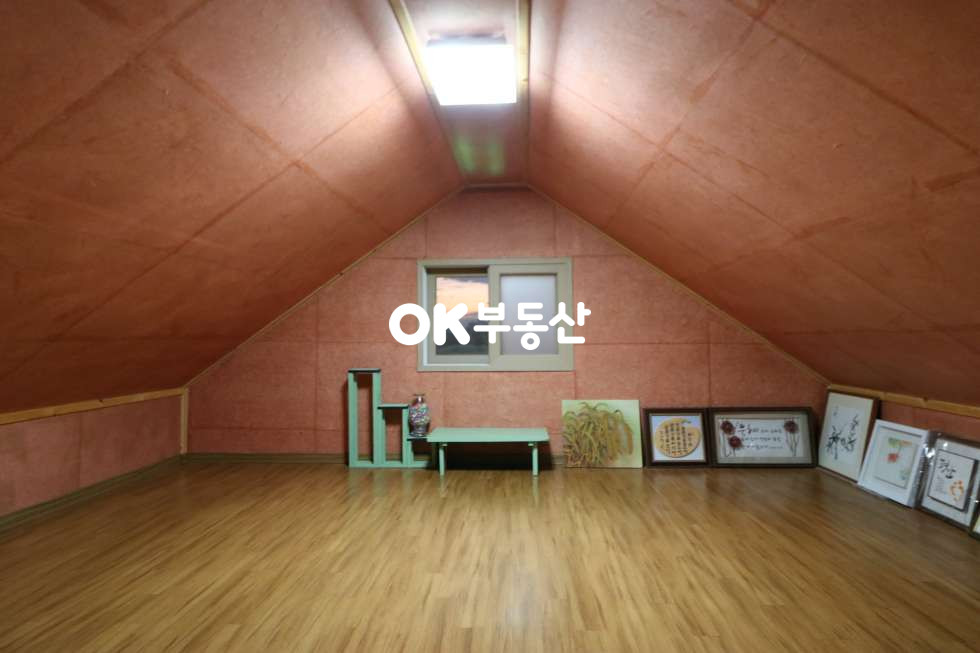 충남 천안서북구 부대동 천안저원주택대지:207평(도로:23평) 건물:55평(59800만원)매매합니다 매매 매물번호 10780 사진 24