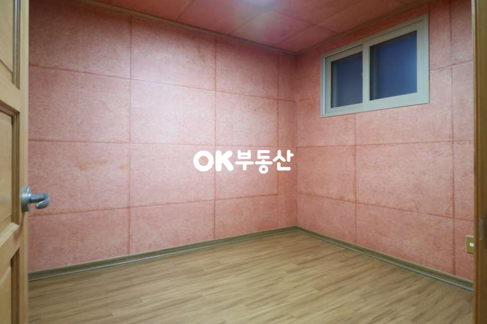 충남 천안서북구 부대동 천안저원주택대지:207평(도로:23평) 건물:55평(59800만원)매매합니다 매매 매물번호 10780 사진 26