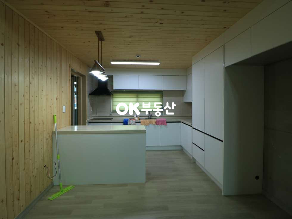 충남 천안동남구 광덕면 신흥리 광덕전원주택(대지144평/건평35평)3억초반대매매합니다 매매 매물번호 12843 사진 9