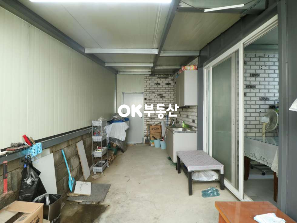 충남 아산시 도고면 신언리 [급매]가격절충불가.아산전원주택매매 탁 트인 뷰와 텃밭 및 조경 · 유실수를 가꾸며 힐링 할 수 있는 주택 ( 대지 : 137평 / 건물 : 27평 ) 매매 매물번호 13522 사진 27