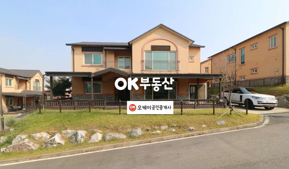 충남 아산시 둔포면 시포리 아산타운하우스 전원생활 가능함과 동시에 수익형 렌탈하우스까지 가능 도로조건 및 입지 좋은 전원주택 ( 대지 : 117평 / 건물 연 : 78평 ) 매매 매물번호 13774 사진 1