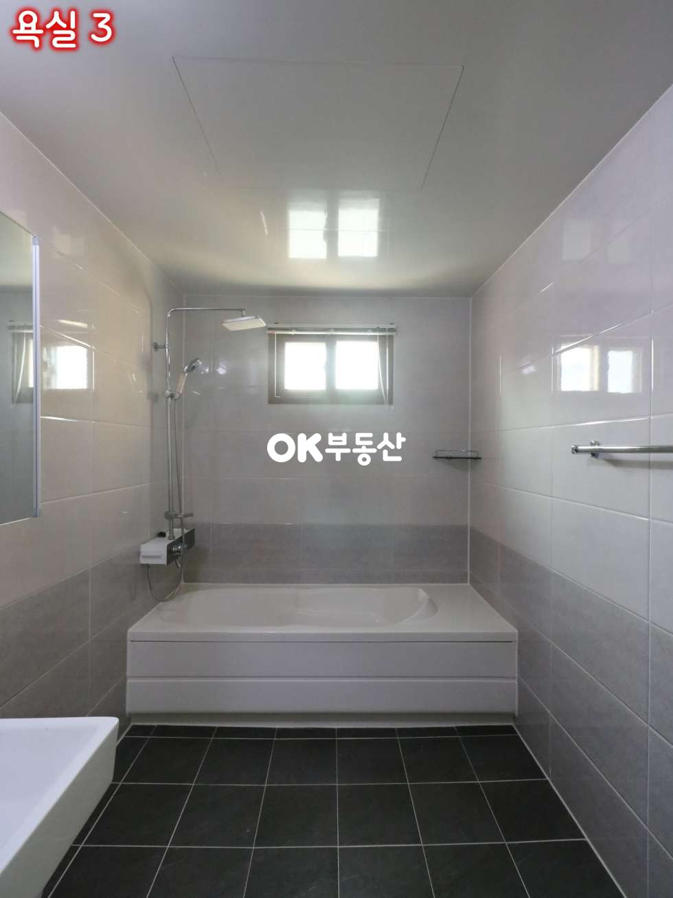 충남 아산시 둔포면 시포리 아산타운하우스 전원생활 가능함과 동시에 수익형 렌탈하우스까지 가능 도로조건 및 입지 좋은 전원주택 ( 대지 : 117평 / 건물 연 : 78평 ) 매매 매물번호 13774 사진 35