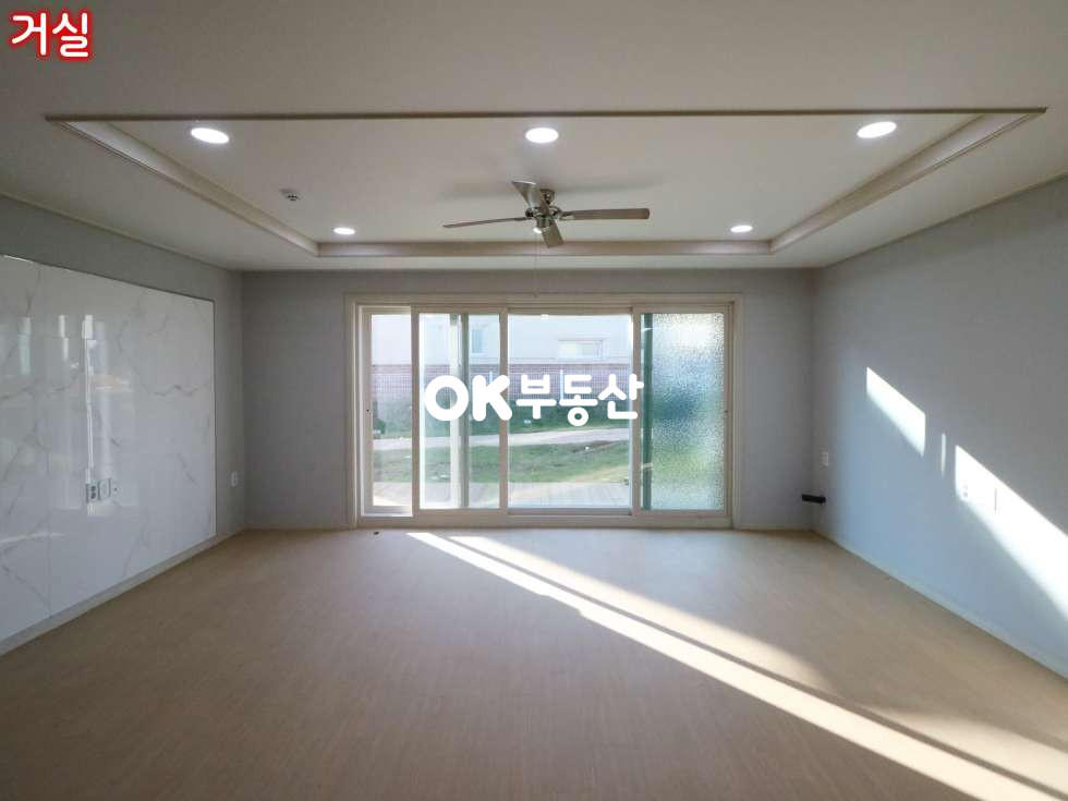 충남 아산시 둔포면 운교리 아산타운하우스 전원생활 가능함과 동시에 수익형 렌탈하우스까지 가능 도로조건 및 입지 좋은 전원주택 ( 대지 : 148평 / 건물 연 : 59평 ) 매매 매물번호 13783 사진 21