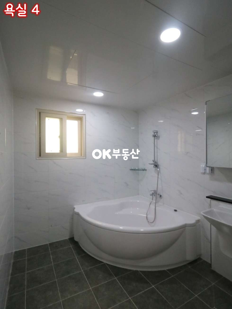 충남 아산시 둔포면 운교리 아산타운하우스 전원생활 가능함과 동시에 수익형 렌탈하우스까지 가능 도로조건 및 입지 좋은 전원주택 ( 대지 : 148평 / 건물 연 : 59평 ) 매매 매물번호 13783 사진 37