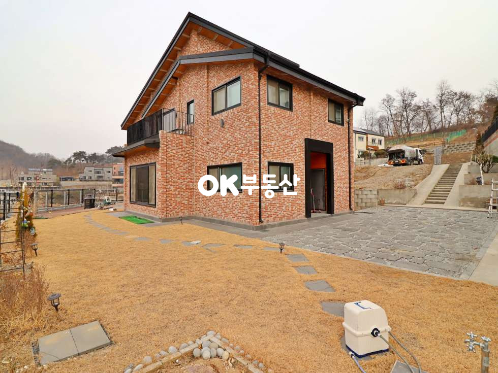 충남 아산시 탕정면 매곡리 감성 힐링 썬룸 보유! 아산탕정전원주택매매 (대지176평/연면적56평) 매매 매물번호 13984 사진 1