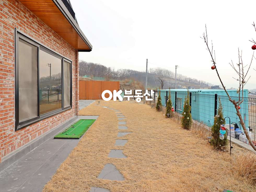 충남 아산시 탕정면 매곡리 감성 힐링 썬룸 보유! 아산탕정전원주택매매 (대지176평/연면적56평) 매매 매물번호 13984 사진 5