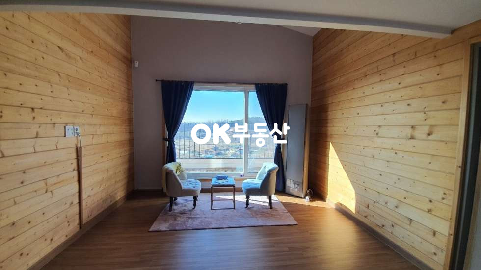 충남 아산시 탕정면 매곡리 감성 힐링 썬룸 보유! 아산탕정전원주택매매 (대지176평/연면적56평) 매매 매물번호 13984 사진 18