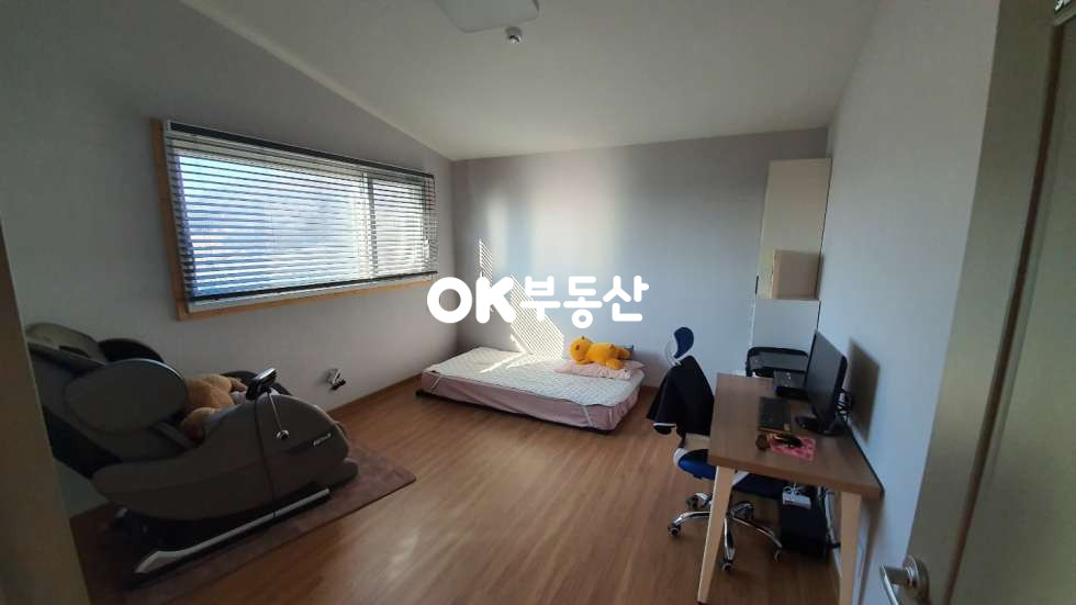충남 아산시 탕정면 매곡리 감성 힐링 썬룸 보유! 아산탕정전원주택매매 (대지176평/연면적56평) 매매 매물번호 13984 사진 19