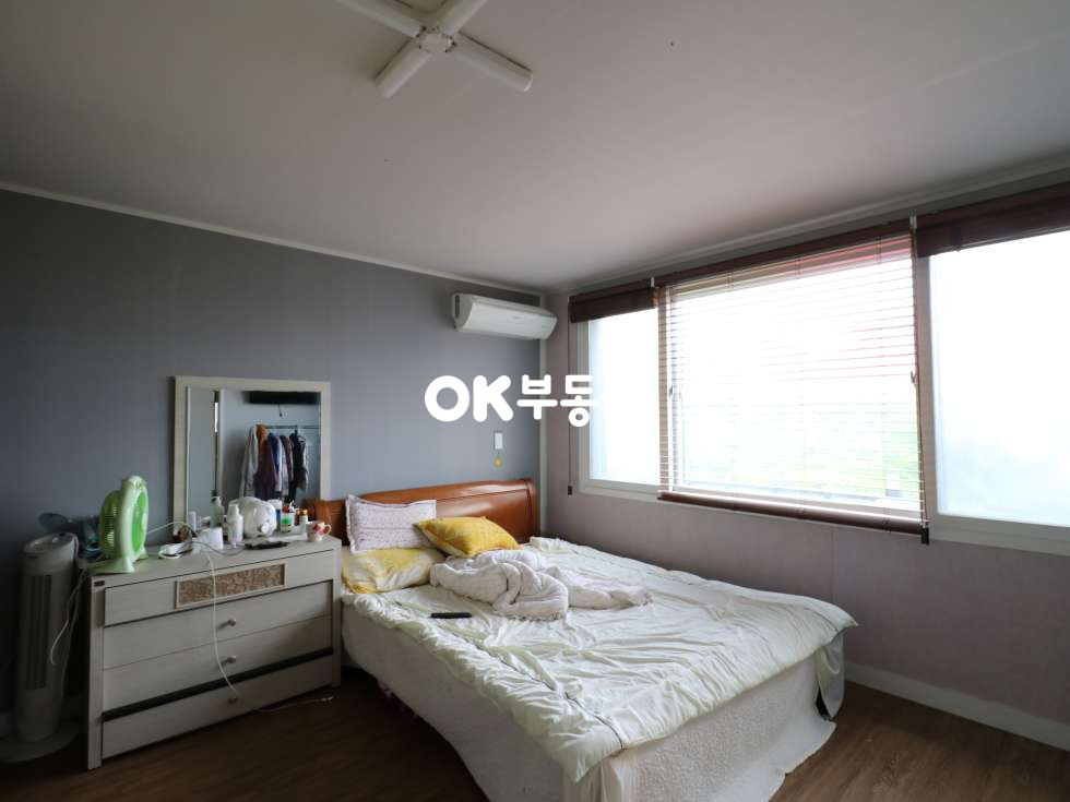 충남 아산시 염치읍 방현리 도로접한 카페 공방등 활용도 높은 입지]아산염치전원주택매매 대지:200평,건물:40평 (지분118평토지 인수시1억추가) 매매 매물번호 10756 사진 13