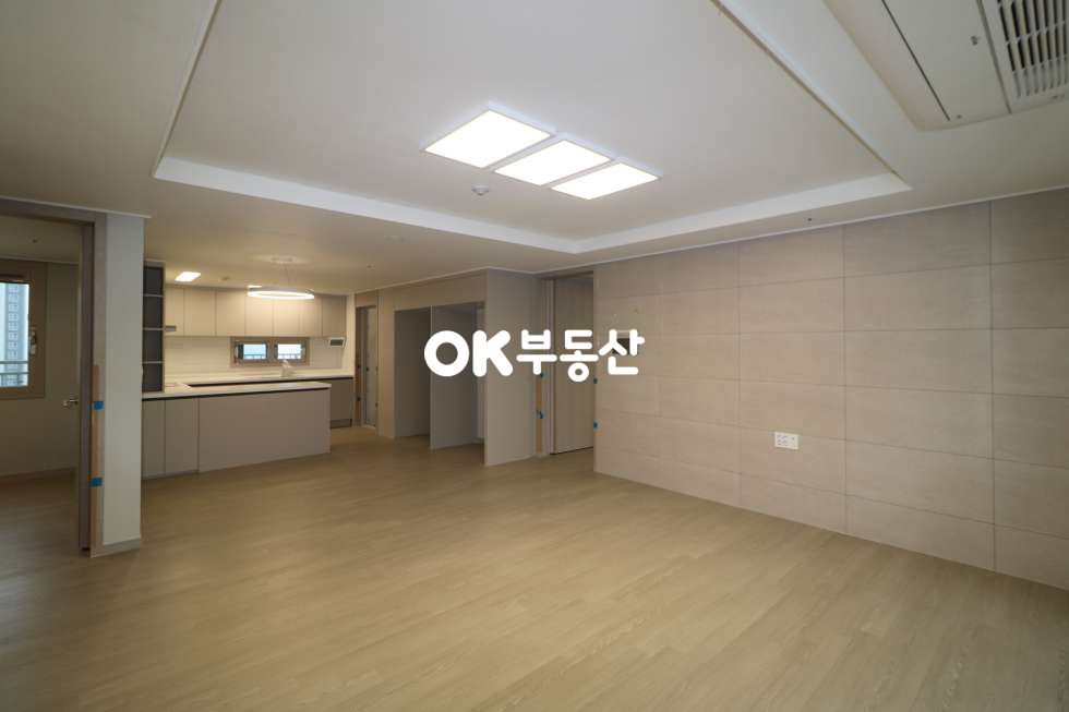 충남 천안동남구 풍세면 보성리 풍세한양수자인 34평 84C타입 전세 즉시 입주 가능한 뻥뷰 자랑하는 가격 착한 전세 매물입니다! 전세 매물번호 16726 사진 8