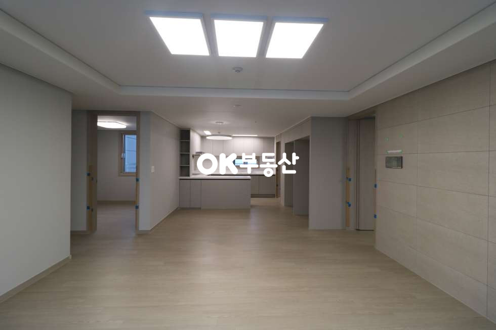 충남 천안동남구 풍세면 보성리 풍세한양수자인 34평 84D타입 208동 10층 막힘없는 영구조망권 가지고 있는 방4개 구조 마이너스 P - 2,000만원 매물 분양 매물번호 16769 사진 5