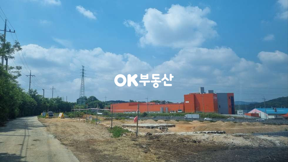충남 아산시 둔포면 관대리 아산둔포 43번도로변 허가받은 공장부지 (광고효과최대) 매매 매물번호 17124 사진 5