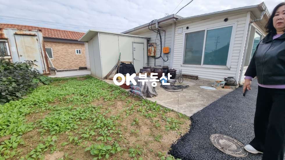 충남 아산시 둔포면 산전리 ★가격인하 급매물★넓은 대지,텃밭,창고 ,태양열 심야보일러까지 상태좋은 아산주택 매매 매물번호 17346 사진 16