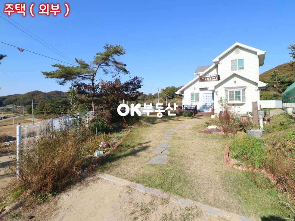 충남 아산시 도고면 석당리 아산전원주택매매 영구적인 저수지 뷰 및 조망권을 갖춘 리모델링하여 그림을 그릴 수 있는 주택 ( 대지 : 221평 / 건물 연 : 46평 ) 매매 매물번호 13795 사진 3