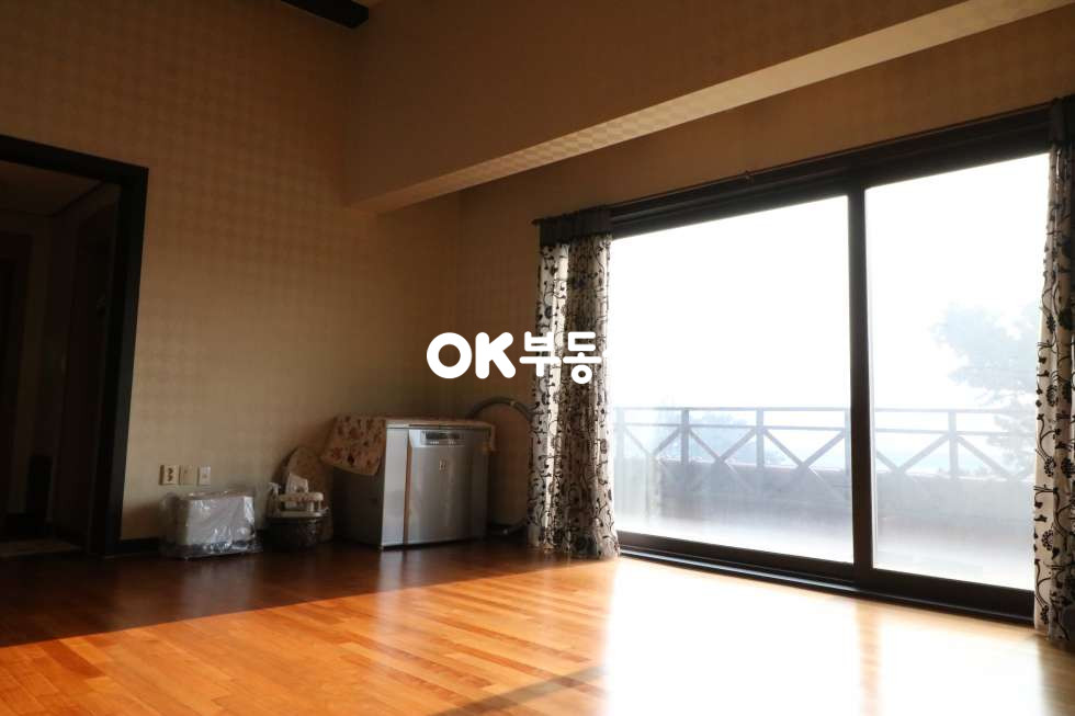 충남 천안동남구 목천읍 운전리 고급전원주택매매 천안전원주택매매 대지:420평 건물:59평 매매 매물번호 10773 사진 12