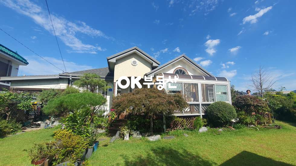 충남 아산시 영인면 신운리 아산시 영인면 전원주택 매매☆텃밭 있는 조용한 시골생활☆2필지로 주택 바로 앞 도로 와 주차장까지 매매 매물번호 17783 사진 1