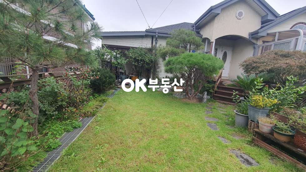 충남 아산시 영인면 신운리 아산시 영인면 전원주택 매매☆텃밭 있는 조용한 시골생활☆2필지로 주택 바로 앞 도로 와 주차장까지 매매 매물번호 17783 사진 2