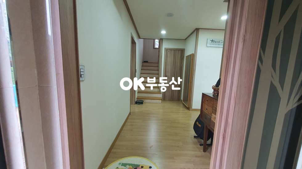 충북 진천군 진천읍 건송리 진천군 백곡지 호수뷰 고급단독주택☆호수를 둘러싼 산책로~ 벽난로☆ 매매 매물번호 17667 사진 14
