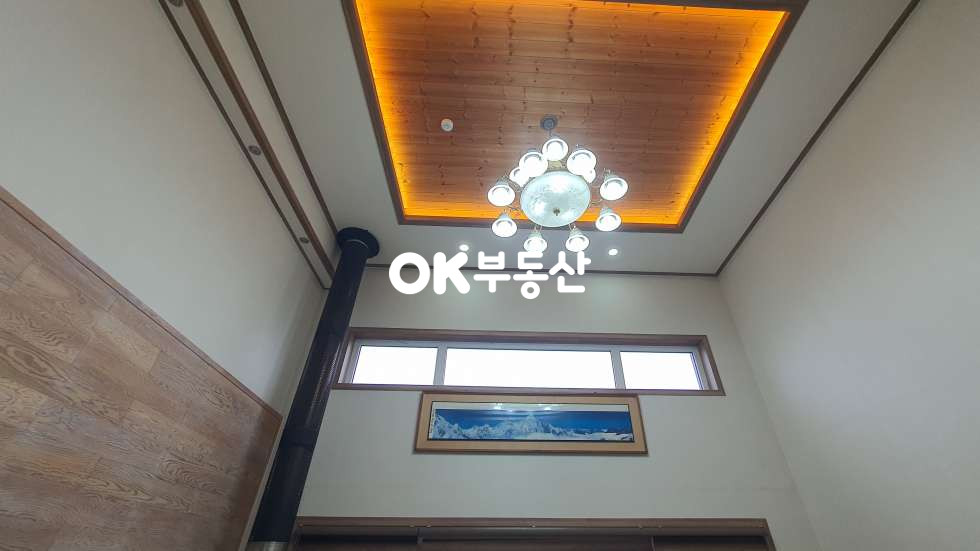충북 진천군 진천읍 건송리 진천군 백곡지 호수뷰 고급단독주택☆호수를 둘러싼 산책로~ 벽난로☆ 매매 매물번호 17667 사진 18