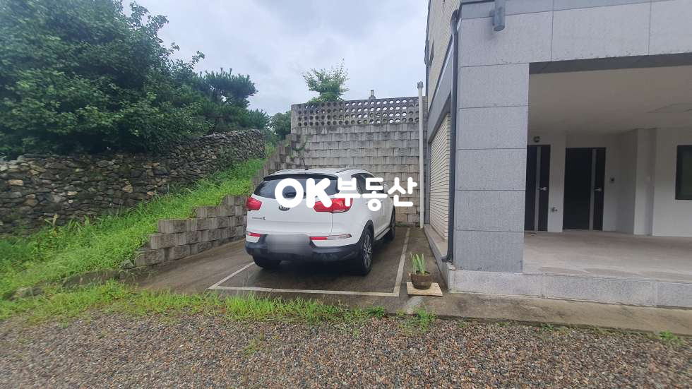 충남 천안동남구 광덕면 광덕리 천안광덕산 아래 신축전원주택☆1층,2층 독립주거공간☆다락방과 발코니에서즐기는 광덕산풍경 매매 매물번호 17698 사진 5
