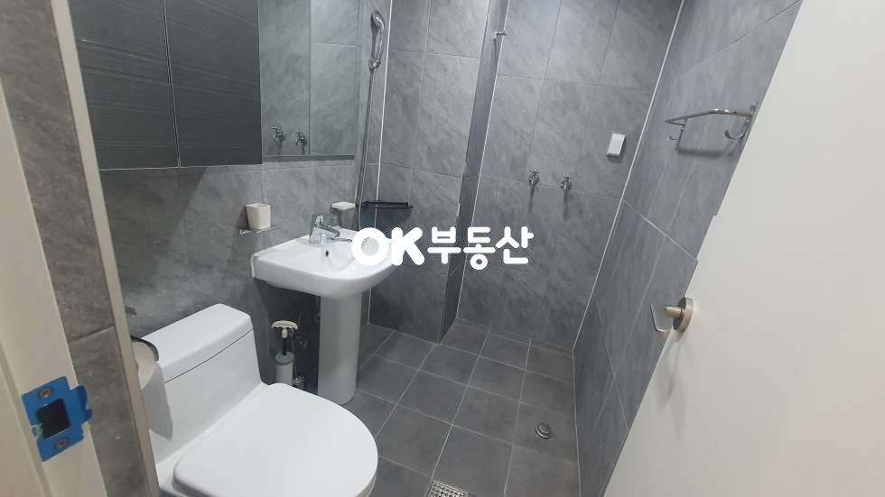 충남 천안동남구 광덕면 광덕리 천안광덕산 아래 신축전원주택☆1층,2층 독립주거공간☆다락방과 발코니에서즐기는 광덕산풍경 매매 매물번호 17698 사진 9