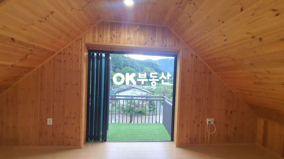 충남 천안동남구 광덕면 광덕리 천안광덕산 아래 신축전원주택☆1층,2층 독립주거공간☆다락방과 발코니에서즐기는 광덕산풍경 매매 매물번호 17698 사진 30