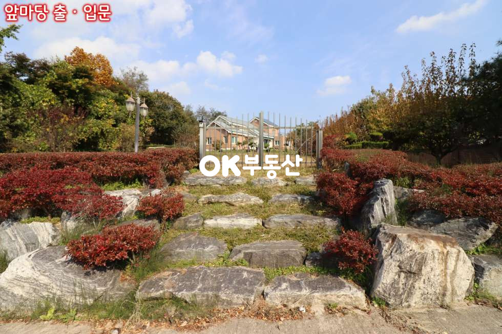 충남 천안서북구 입장면 시장리 천안전원주택매매 단지 내 최고의 대장자리 웅장한 표현이 어울릴 대지 평수와 더불어 국유지 활용도까지 겸비한 주택 ( 대지 : 450평 / 건물 연 : 67평 ) 매매 매물번호 13806 사진 3