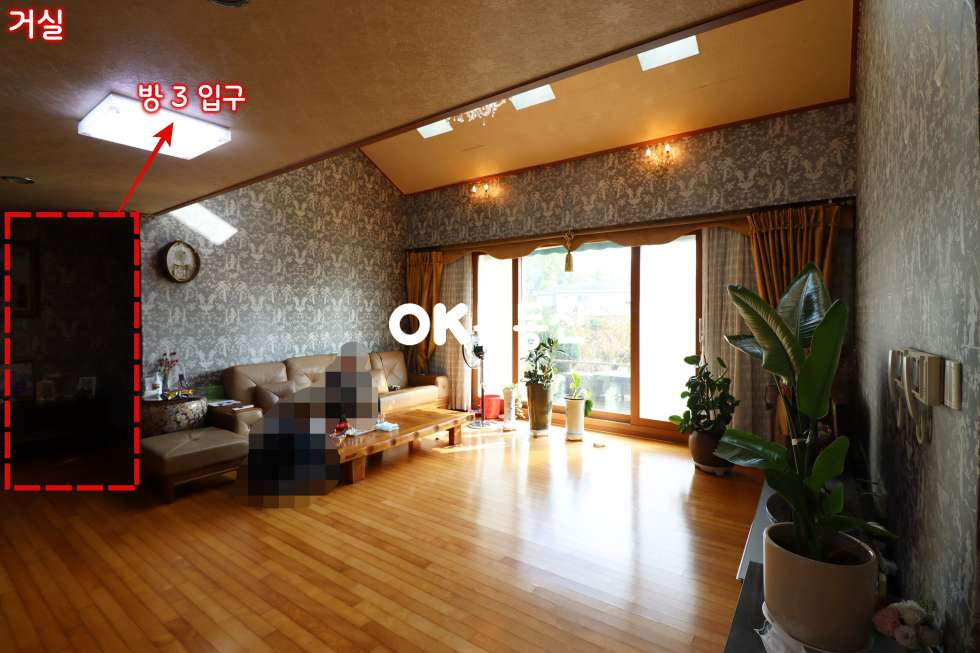 충남 천안서북구 입장면 시장리 천안전원주택매매 단지 내 최고의 대장자리 웅장한 표현이 어울릴 대지 평수와 더불어 국유지 활용도까지 겸비한 주택 ( 대지 : 450평 / 건물 연 : 67평 ) 매매 매물번호 13806 사진 22