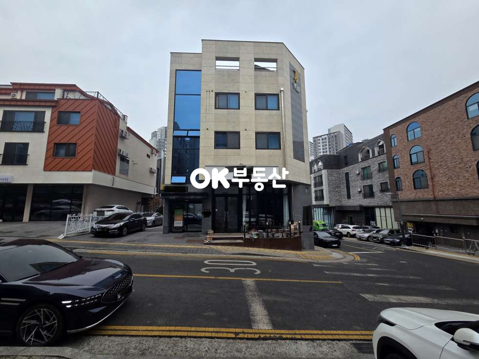 충남 천안서북구 불당동 불당동 물총새공원,불당고인근 코너상가주택 매매 ★ 천안 최고입지 매매 매물번호 18101 사진 1