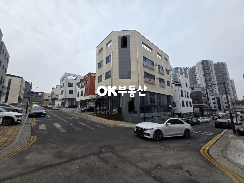 충남 천안서북구 불당동 불당동 물총새공원,불당고인근 코너상가주택 매매 ★ 천안 최고입지 매매 매물번호 18101 사진 2
