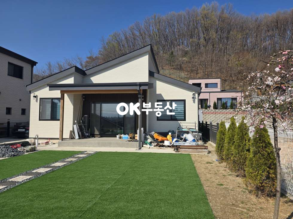충남 천안동남구 목천읍 응원리 도시가스 인입된 신축전원주택 ★도심과 전원생활을 동시에 누릴수 있는 입지 매매 매물번호 18278 사진 1