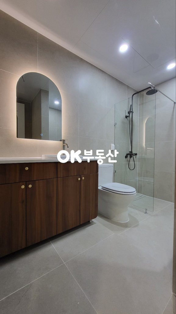 충남 천안동남구 목천읍 교천리 층고 높은 박공지붕 신축급 단층 전원주택매매 ☆시내5분거리 편의시설 가깝고 조용한 전원단지내 위치☆ 텃밭•마당•주차공간 충분 매매 매물번호 18386 사진 14