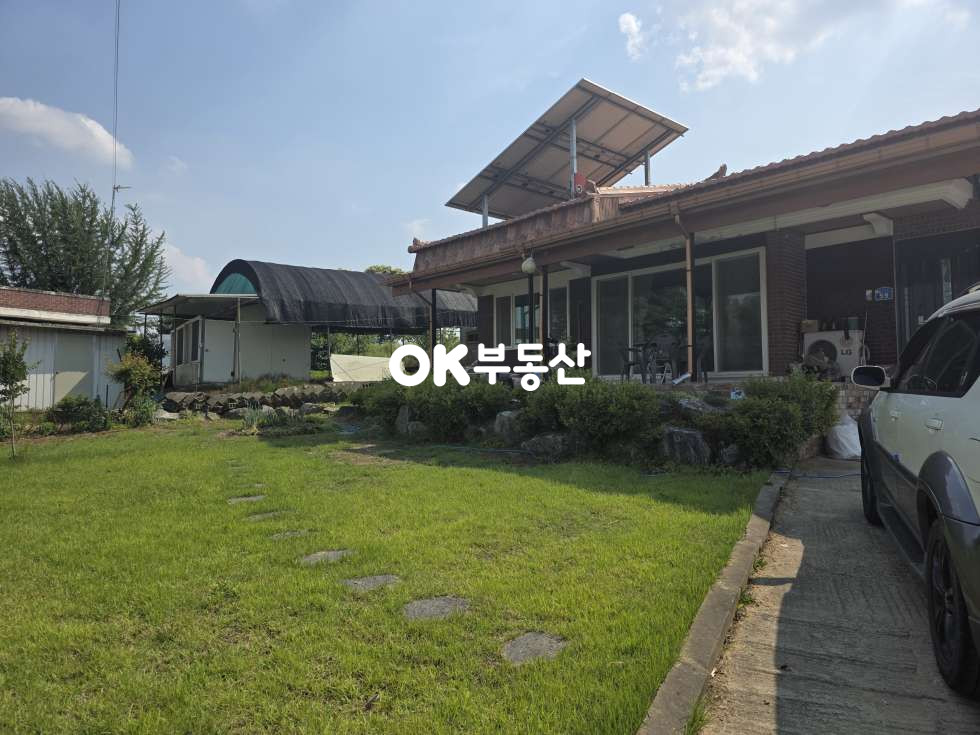 충남 천안동남구 성남면 신사리 넓은 마당과 텃밭, 올리모델링 된 전원주택매매 ☆태양광 설치 • 주차 편리한 집☆ 매매 매물번호 18420 사진 6