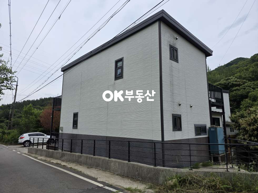 충남 천안동남구 목천읍 송전리 목천읍 깔끔한 신축급 컨디션 ☆캠핑감성, 테라스가 있는 예쁜집☆ 세컨하우스로도 추천 매매 매물번호 13332 사진 3