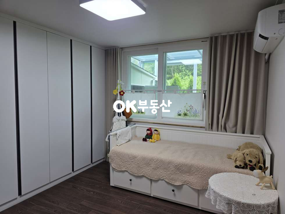 충남 천안서북구 입장면 홍천리 그림 같은 정원이 있는 입장면 전원주택매매 ☆가족 힐링 공간으로 충분한 집☆ 246평 2필지의 넓은부지 매매 매물번호 18441 사진 30
