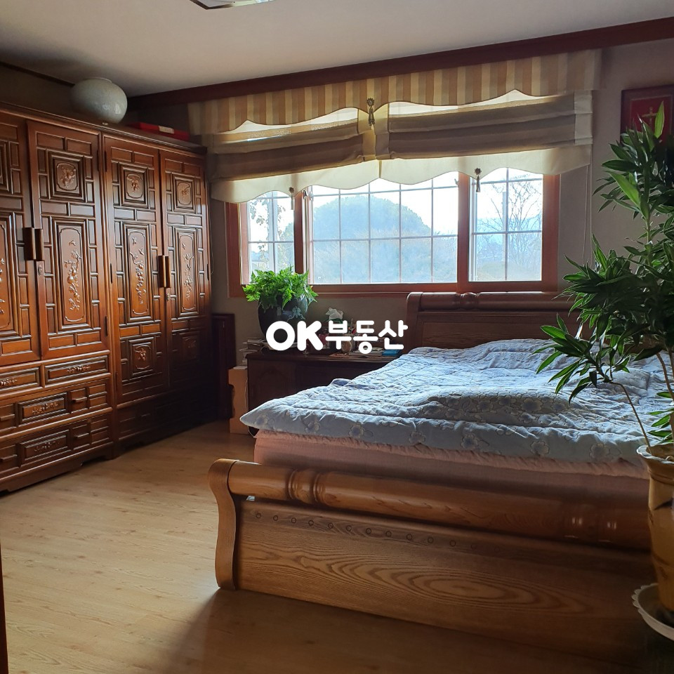충남 아산시 배방읍 매매)배방 고가의정원수와 희귀 과실나무가 많은 이쁜 전원주택 입니다... 매매 매물번호 11186 사진 11