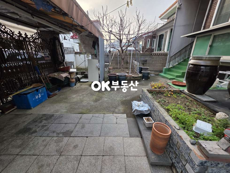 충남 천안동남구 구성동 [3억대/70평]천안 구성동!☆태양광+남향+화단+전기차충전기 완비☆실속있는 단독주택매매 매매 매물번호 17935 사진 2