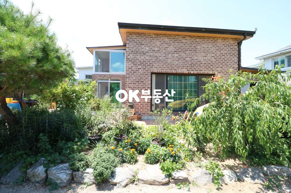 충남 천안서북구 입장면 시장리 튼튼한 철근콘크리트 구조의 천안 입장면 전원주택 매매!! 매매 매물번호 13569 사진 7