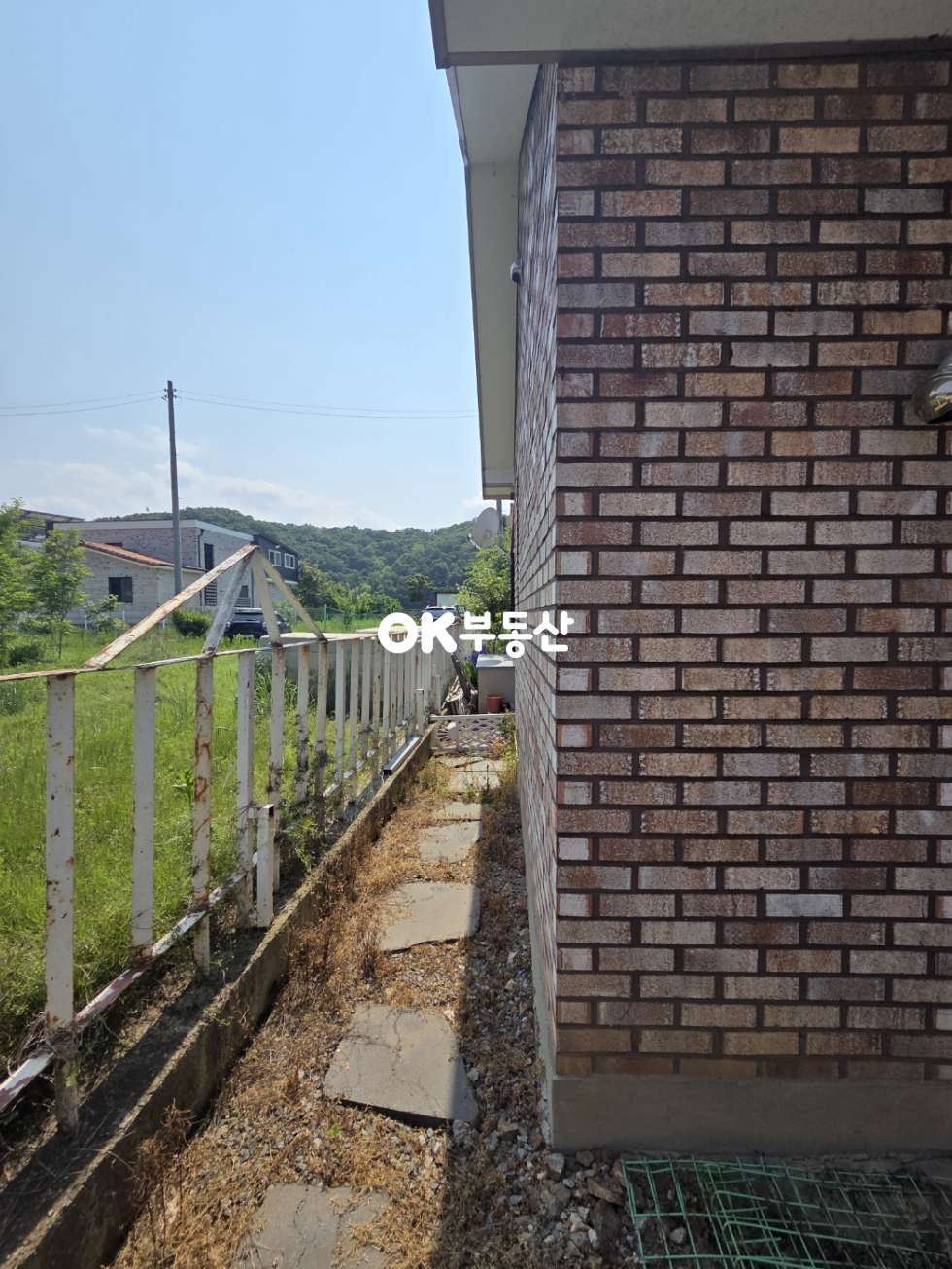 충남 천안동남구 북면 오곡리 경사도 전혀 없는 평지, 도로 접근성, 생활 인프라 최고! 관리하기 편한 적당한 사이즈의 북면 2억대 단층 전원주택 매매~!! 매매 매물번호 17561 사진 22