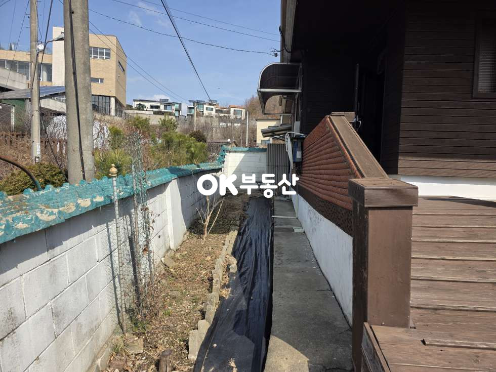 충남 아산시 음봉면 월랑리 233평 정남향 넓은 앞마당과 텃밭 ☆태양광 설치로 관리비 부담없는 집☆ 주차장 완비 매매 매물번호 18167 사진 13