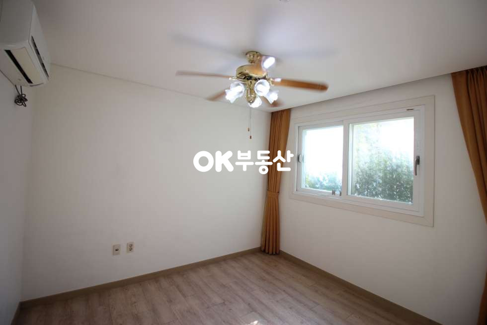 충남 아산시 영인면 성내리 초급매] 대지 136평 건물연 50평 / 아산전원주택매매 아산주택매매 가전제품 풀옵션 매매 매물번호 13689 사진 6
