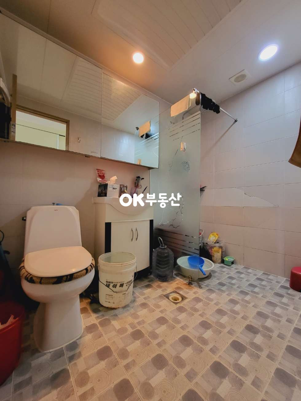 충남 천안동남구 수신면 장산리 2012년도에 직접 시공한 천안 전원주택 매매입니다. (대지 159평 연 43평 건축 30평) 매매 매물번호 16178 사진 5