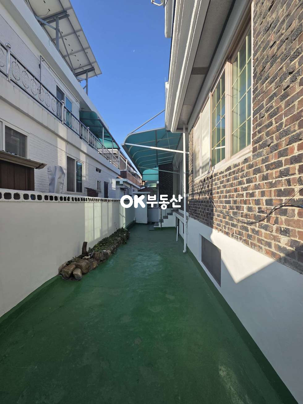충남 천안동남구 원성동 원성동 도심 리모델링된 깔끔한 2층 단독주택매매 천안역 종합터미널 천안ic 차량 5분!! 생활인프라 편리한 도심위치. 1,2층 분리세대. 매매 매물번호 17872 사진 2