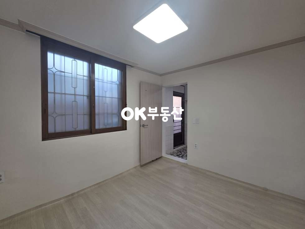 충남 천안동남구 원성동 원성동 도심 리모델링된 깔끔한 2층 단독주택매매 천안역 종합터미널 천안ic 차량 5분!! 생활인프라 편리한 도심위치. 1,2층 분리세대. 매매 매물번호 17872 사진 14