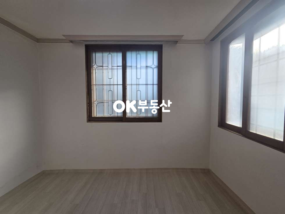 충남 천안동남구 원성동 원성동 도심 리모델링된 깔끔한 2층 단독주택매매 천안역 종합터미널 천안ic 차량 5분!! 생활인프라 편리한 도심위치. 1,2층 분리세대. 매매 매물번호 17872 사진 18