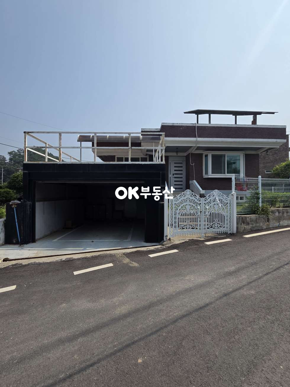 충남 천안동남구 목천읍 소사리 도시가스 들어오는 목천읍 2억대 단독주택 매매 천안 시내와 인접, 개인 벙커주차장과 넓은 텃밭공간, 태양광설치로 전기세 절감까지~ 매매 매물번호 13655 사진 2