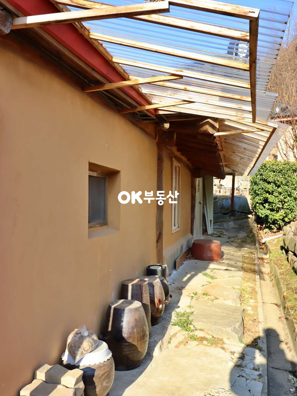 충남 아산시 송악면 강장리 청정지역, 서까래, 전통 한옥 황토 흙집! 아산 송악면 소형주택 매매! 나만의 힐링공간 세컨하우스로 최고~! 매매 매물번호 14191 사진 4